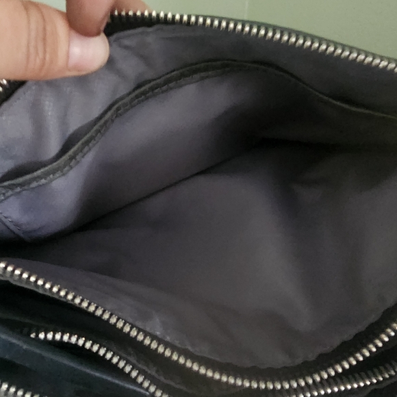 Tumi crossbody purse - Picture 4 of 9